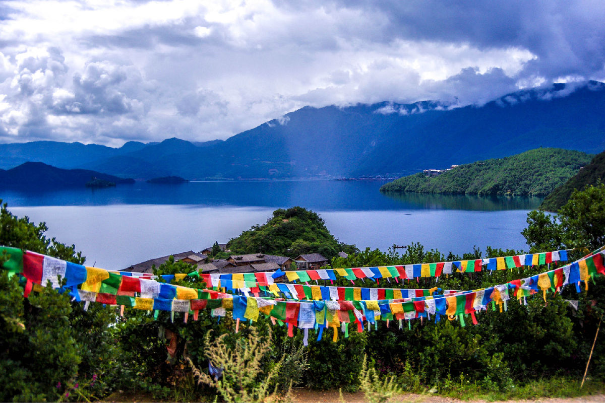 昆明、大理、丽江、西双版纳4飞9日游—满洲里旅行社